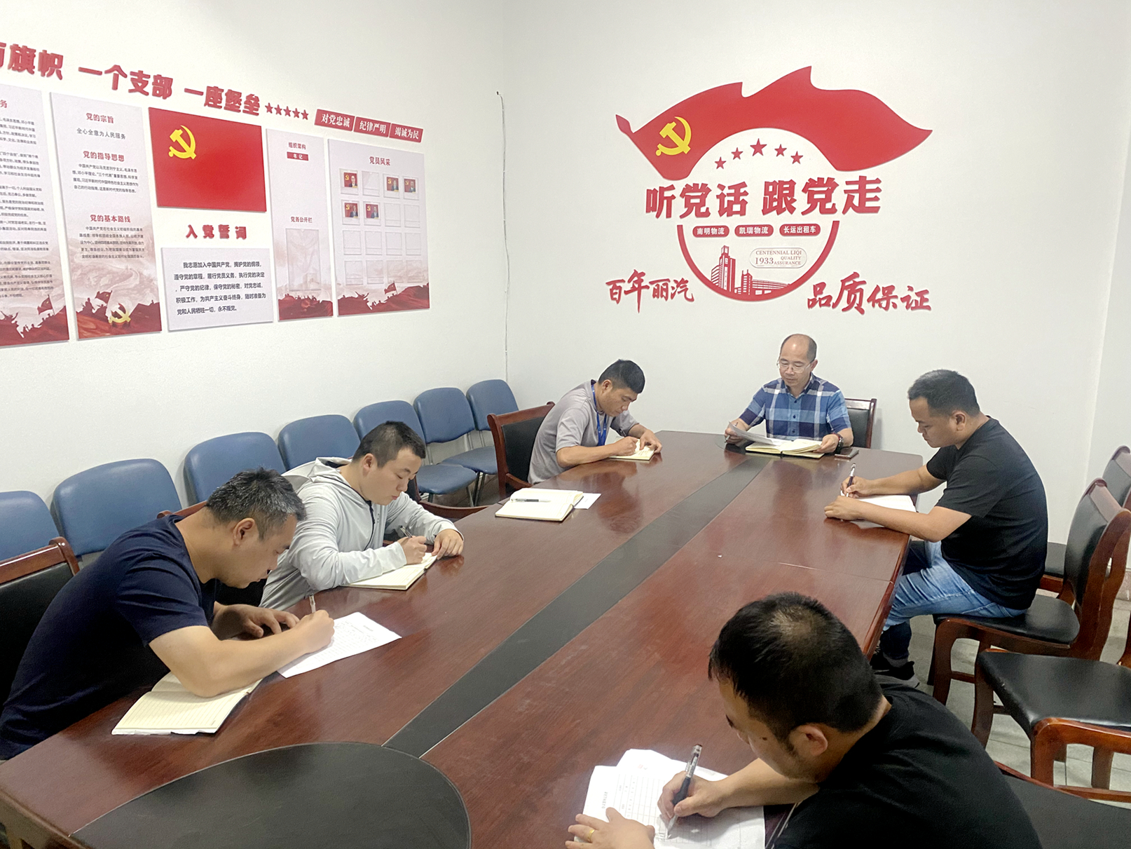 9126e1007296095d5c2a0405a8580bb.jpg 9126e1007296095d5c2a0405a8580bb.jpg